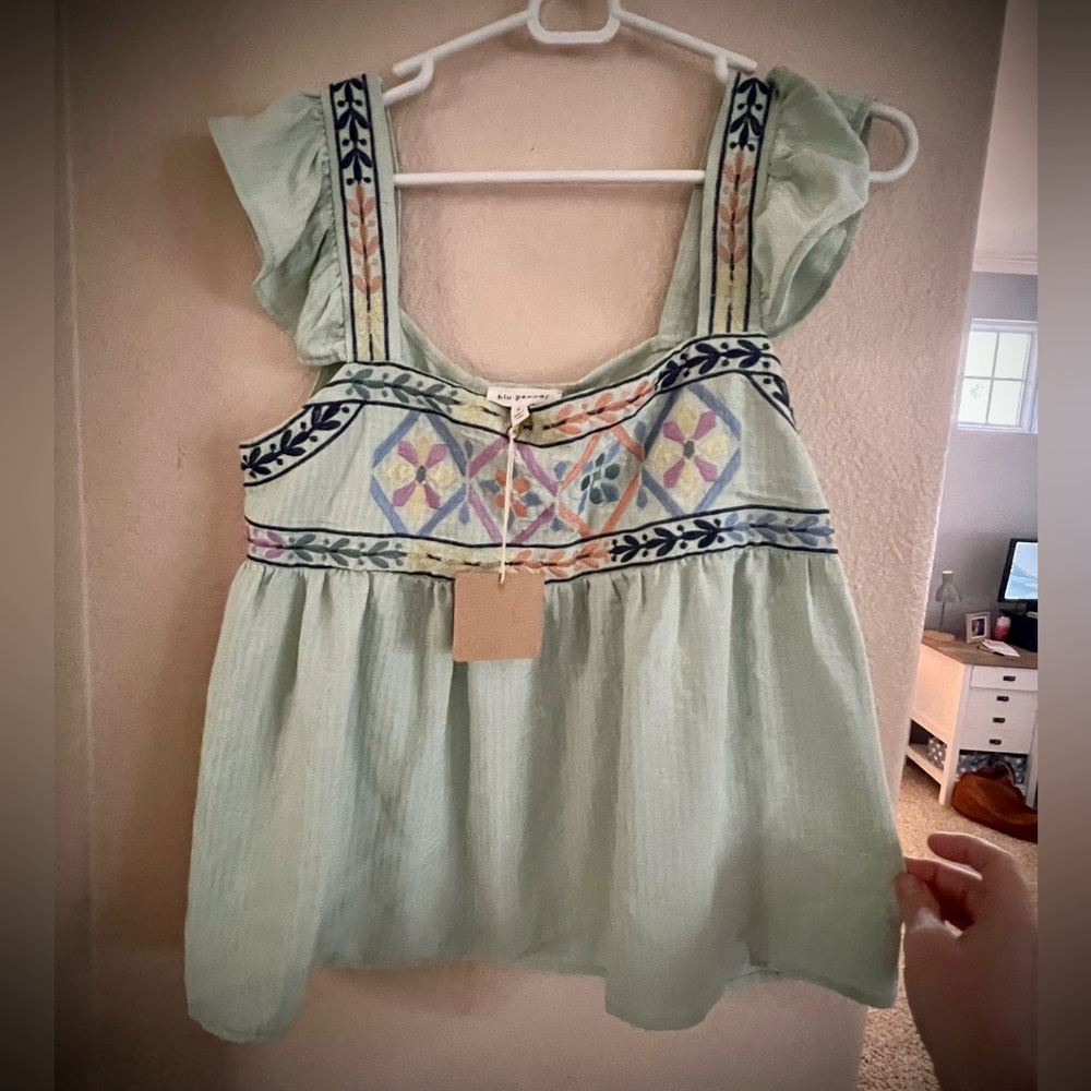 NWT! Seersucker tank